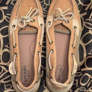 Sperry Women's Tan and Cream Loafers